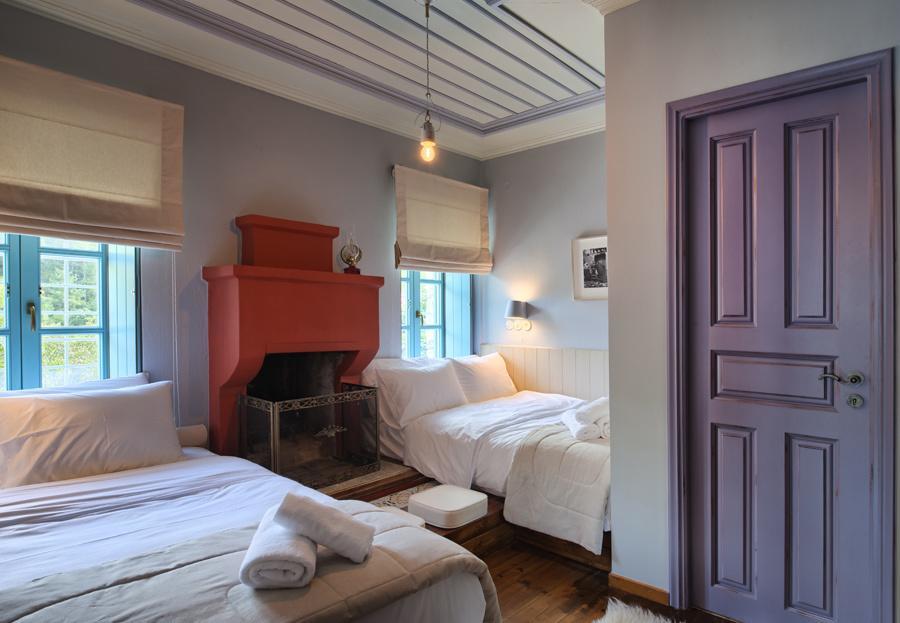 Virginia Hotel Asprangeloi Phòng bức ảnh